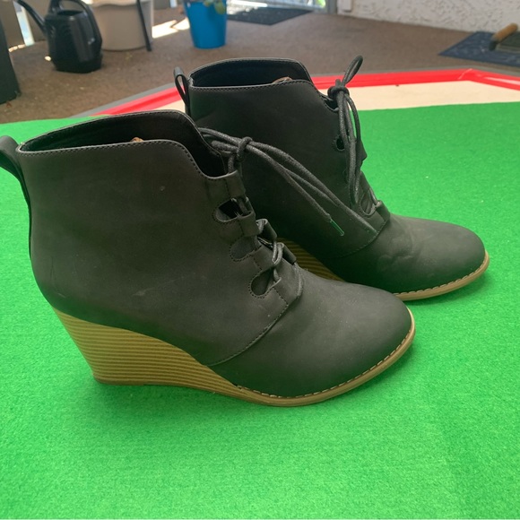 Náutica booties, size 8.5 - Picture 5 of 7